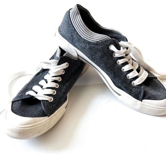 Rocket Dog Shoes - Rocket Dog Gray and white Sneakers Size 10